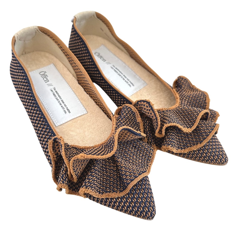 Offen Ruffle Pointed Toe Flats Women 37 US 6.5 Brown Knit Preppy Office